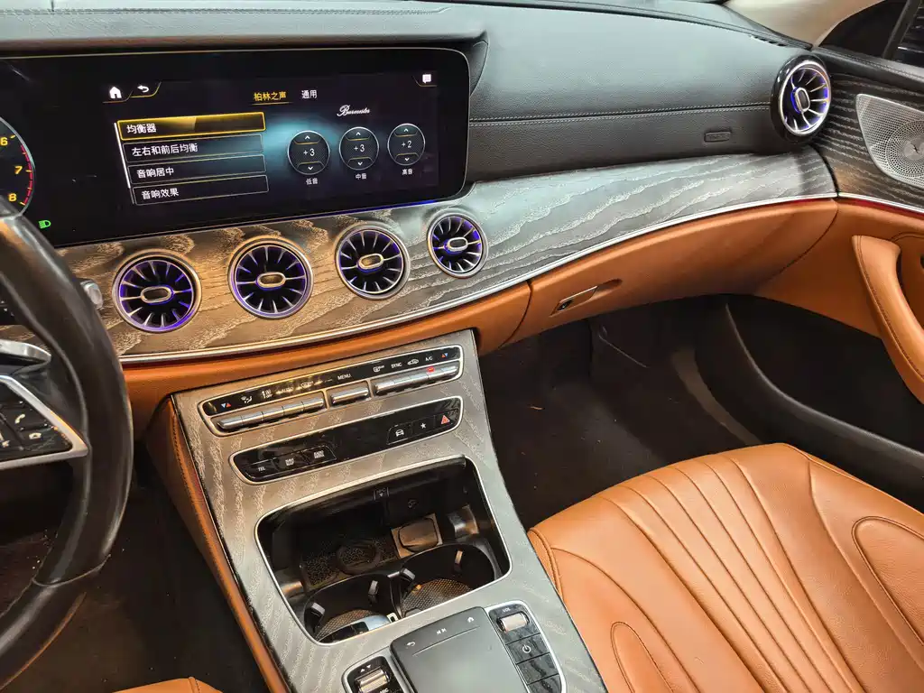 Mercedes-Benz CLS — фото 3