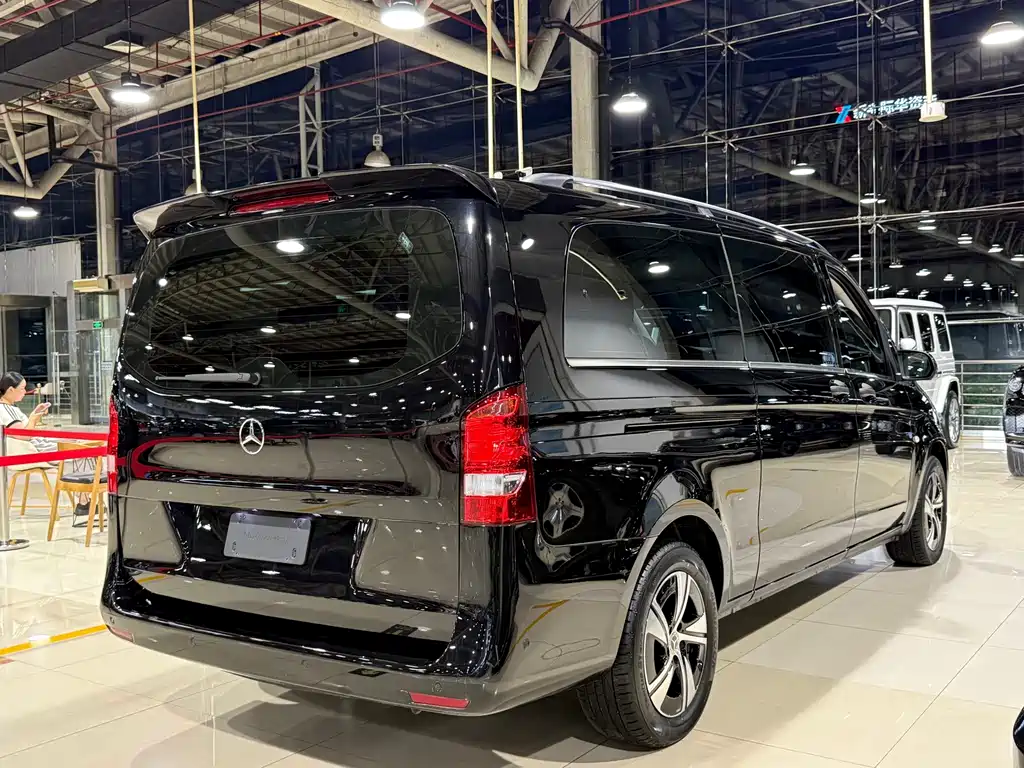 Mercedes-Benz Vito — фото 23