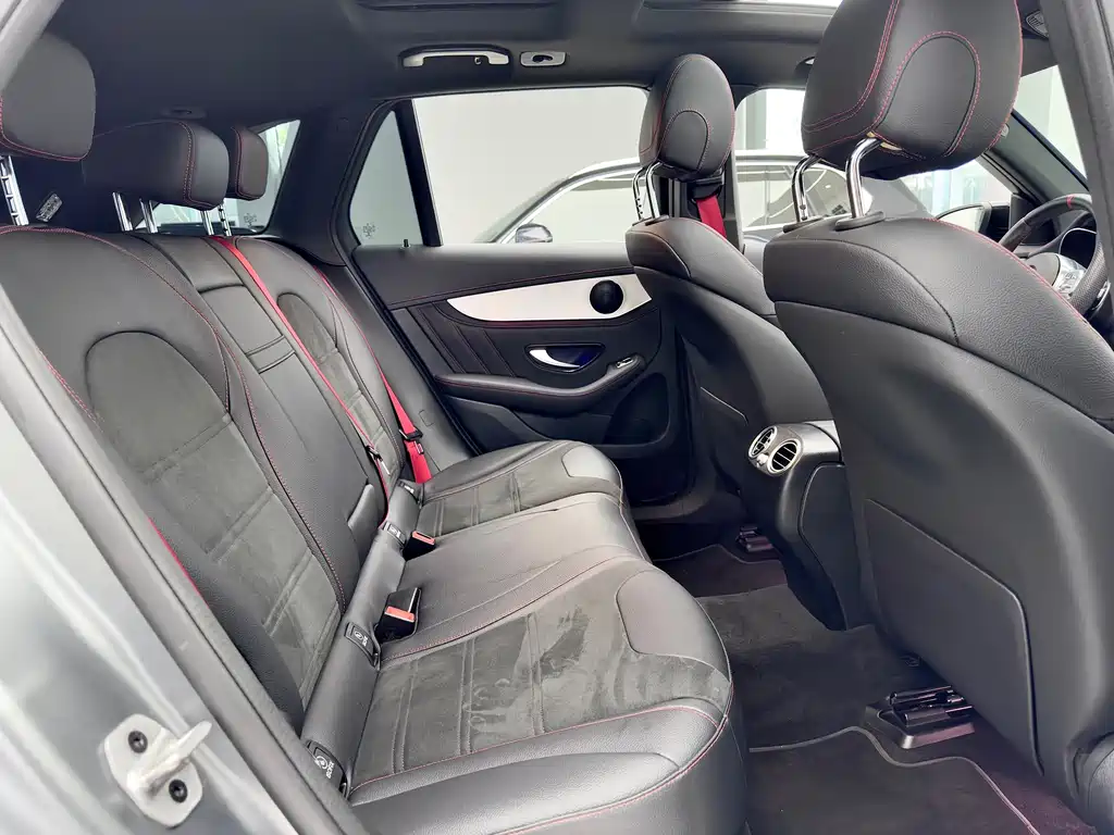 Mercedes-Benz GLC AMG — фото 19