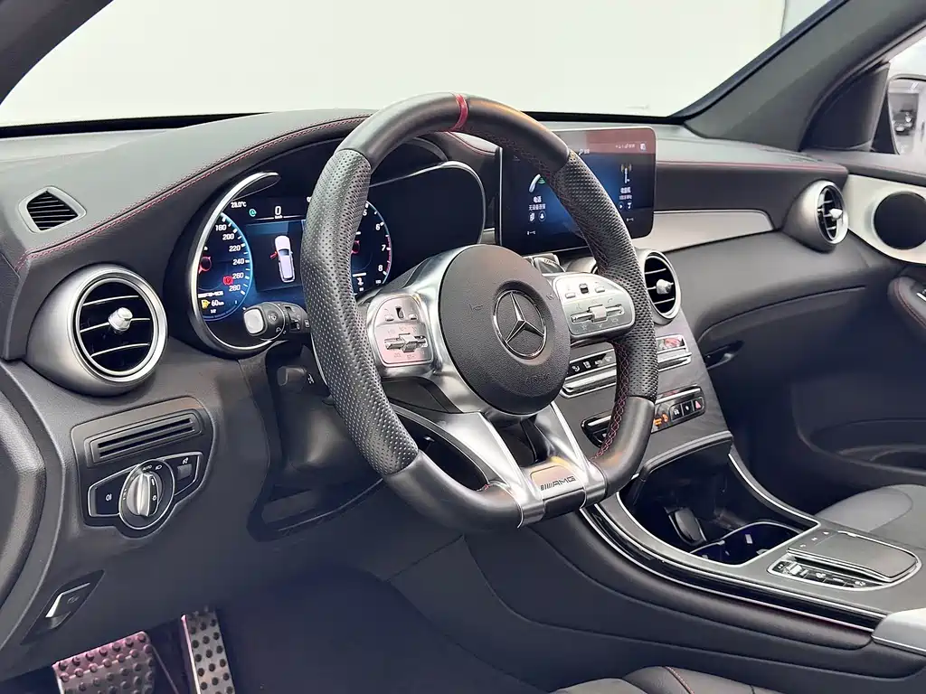 Mercedes-Benz GLC AMG — фото 20