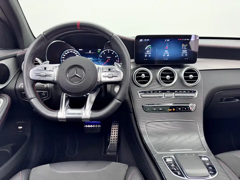 Mercedes-Benz GLC AMG — фото 23