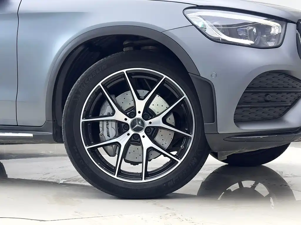 Mercedes-Benz GLC AMG — фото 10