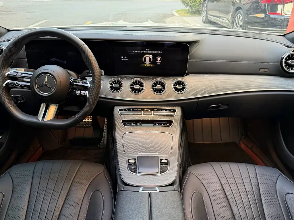 Mercedes-Benz CLS — фото 15