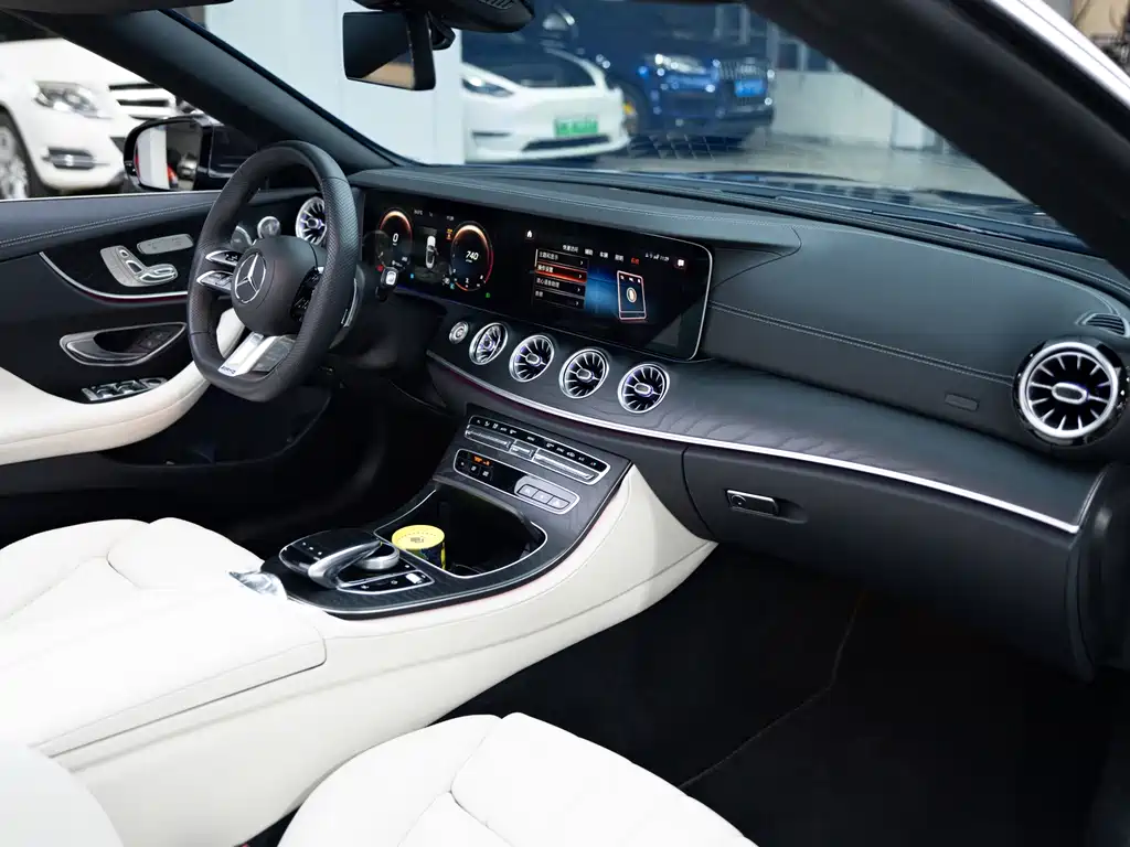 Mercedes-Benz E-Class (Import) — фото 19