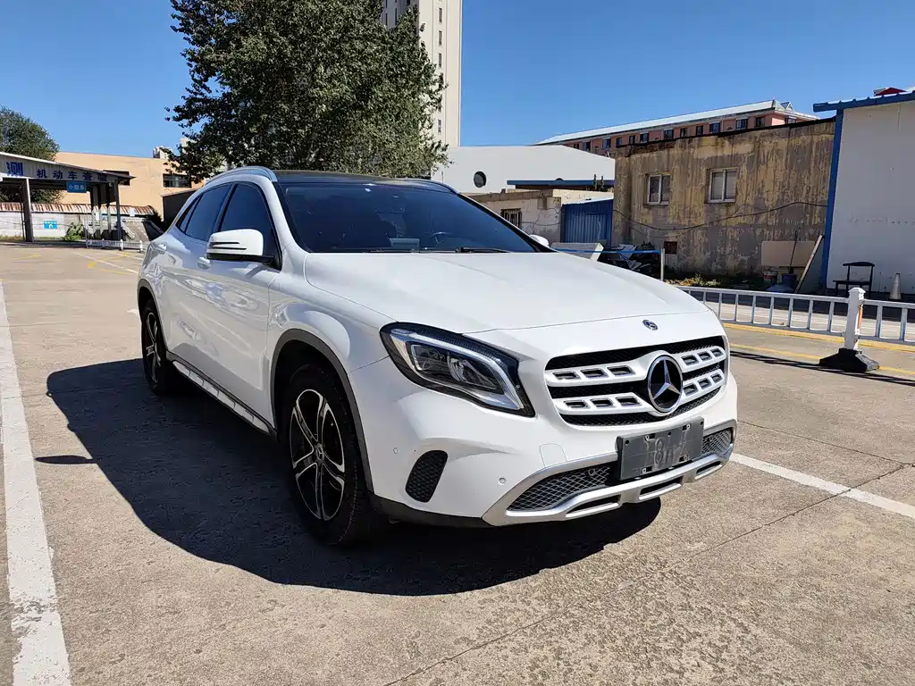 Mercedes-Benz GLA — фото 3