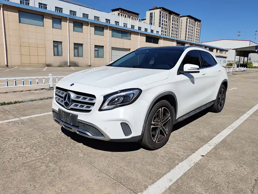 Mercedes-Benz GLA — фото 4