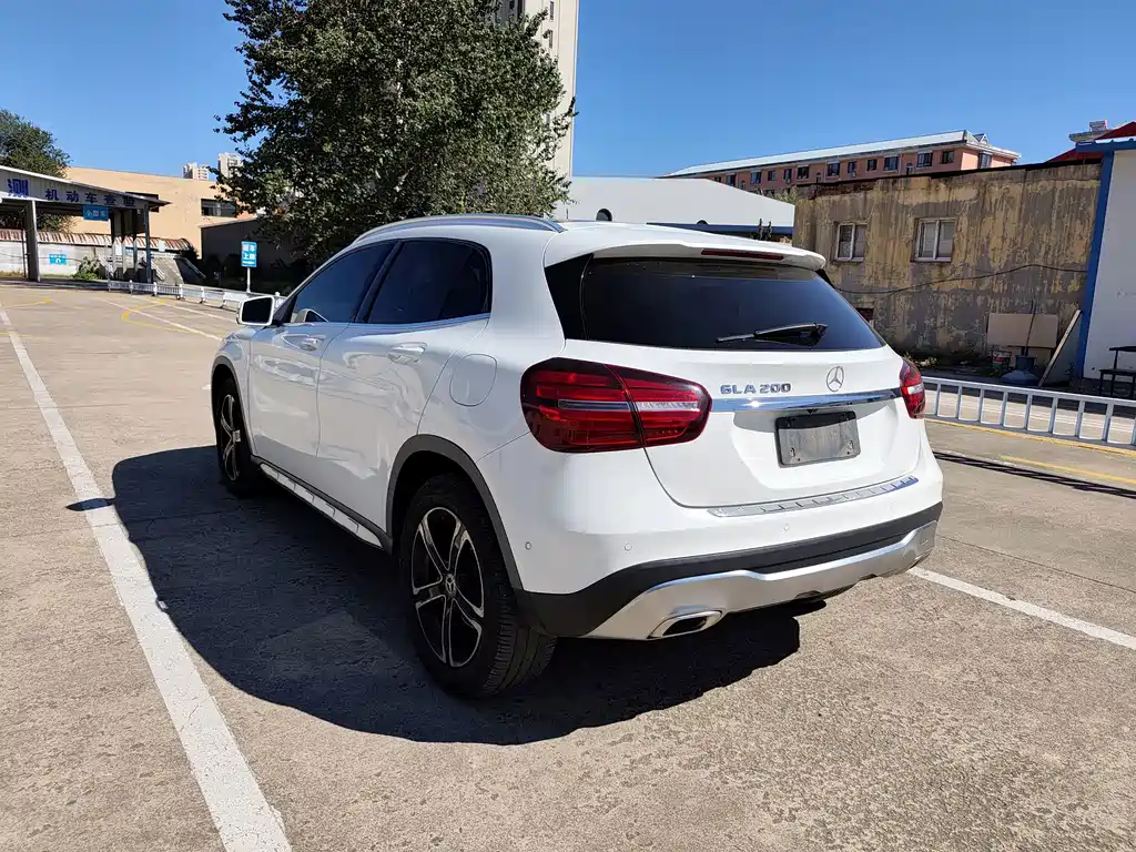 Mercedes-Benz GLA — фото 5