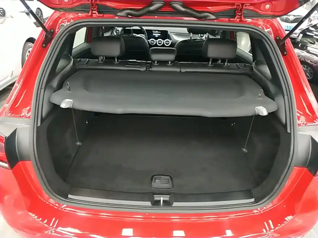 Mercedes-Benz B-Class — фото 19