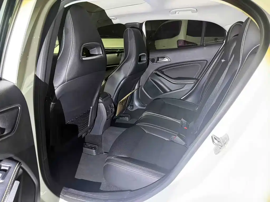 Mercedes-Benz GLA — фото 3
