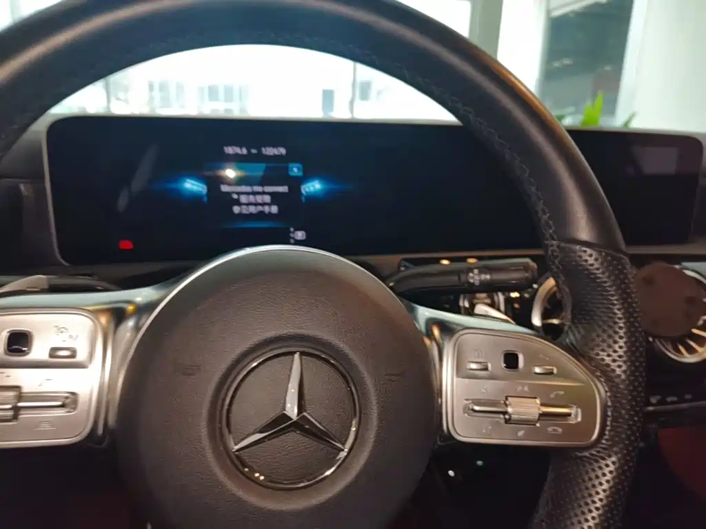 Mercedes-Benz A-Class — фото 14