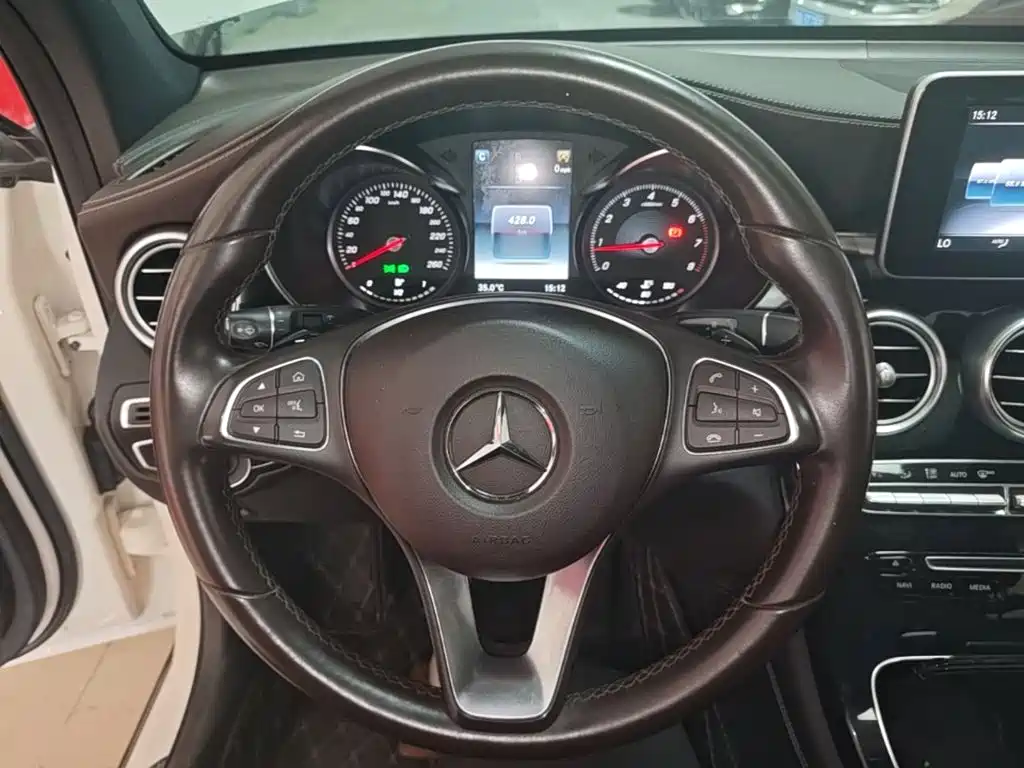 Mercedes-Benz GLC — фото 11