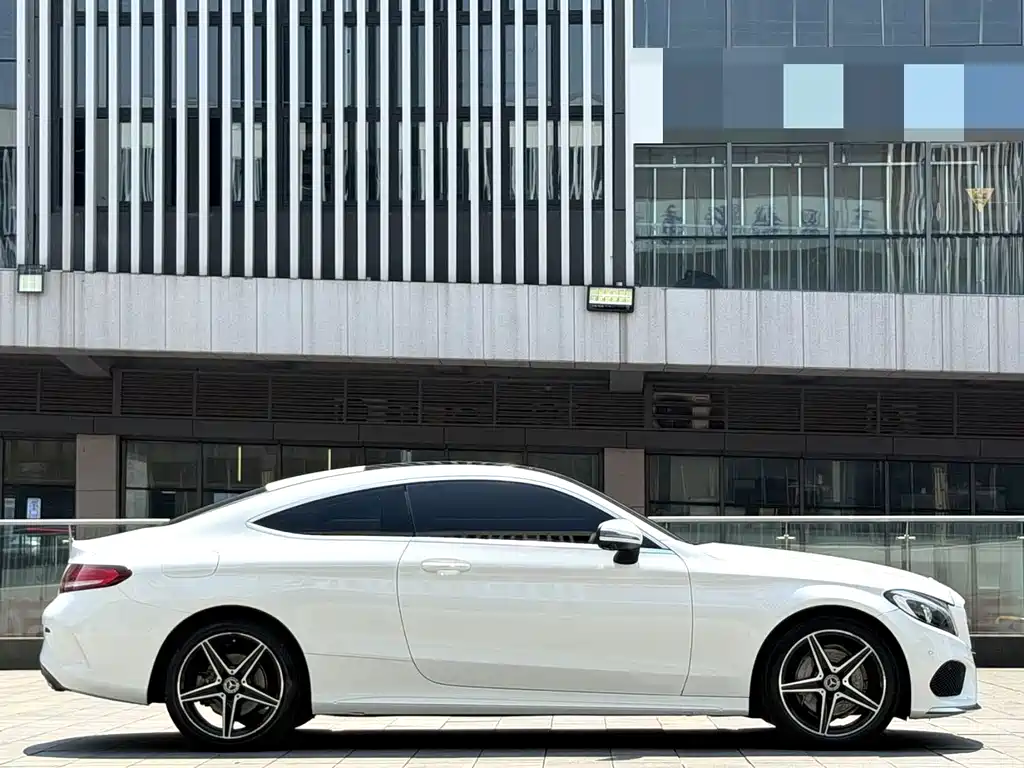 Mercedes-Benz C-Class (Import) — фото 6