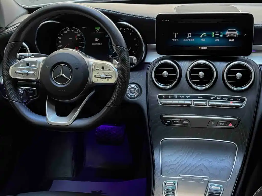 Mercedes-Benz C-Class — фото 14