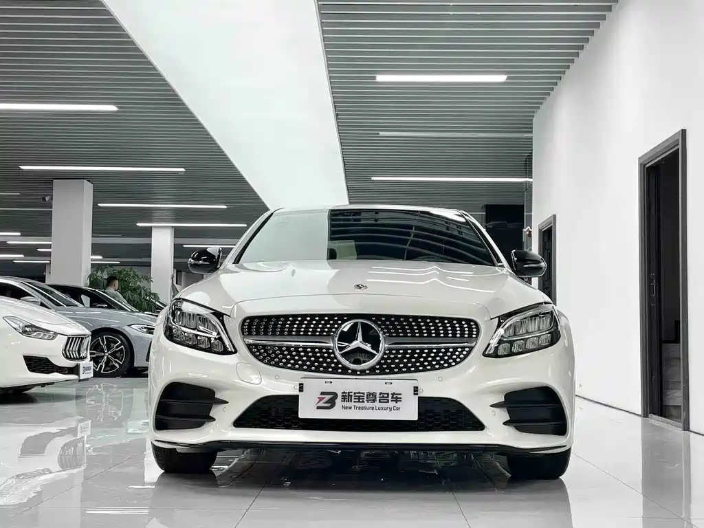 Mercedes-Benz C-Class — фото 2