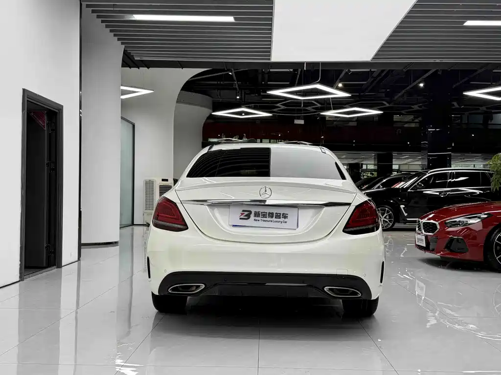 Mercedes-Benz C-Class — фото 11