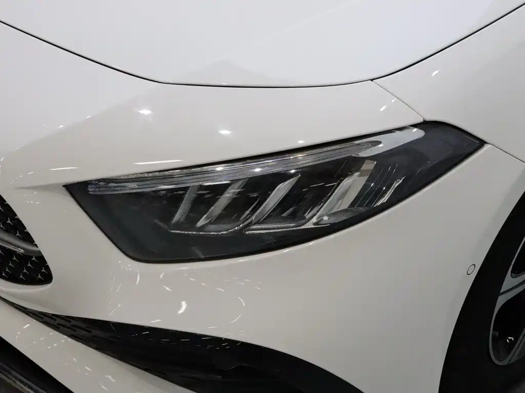 Mercedes-Benz A-Class — фото 18