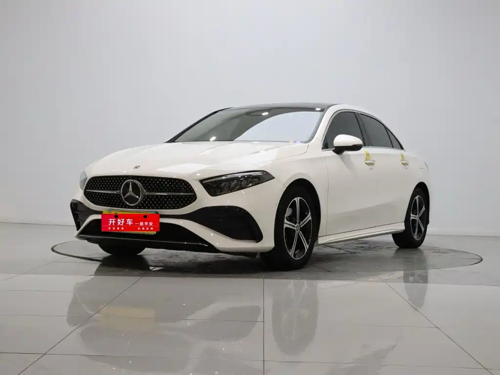 Mercedes-Benz A-Class — фото 1