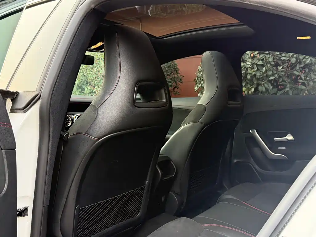 Mercedes-Benz CLA (Import) — фото 10