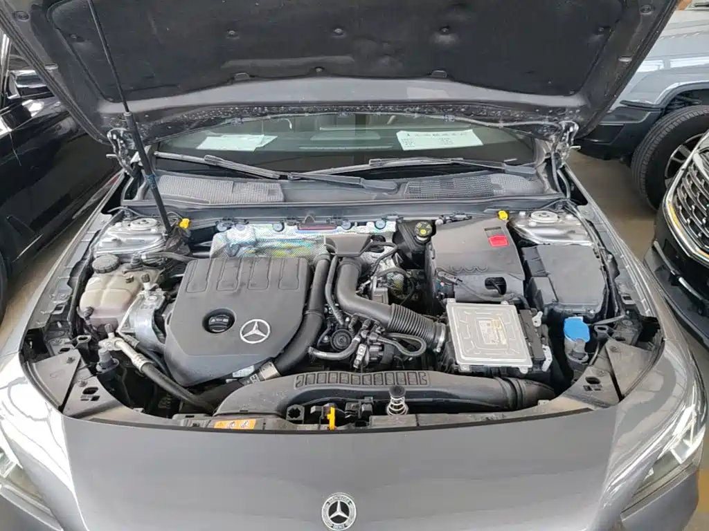 Mercedes-Benz CLA (Import) — фото 20