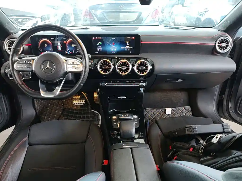 Mercedes-Benz CLA (Import) — фото 10