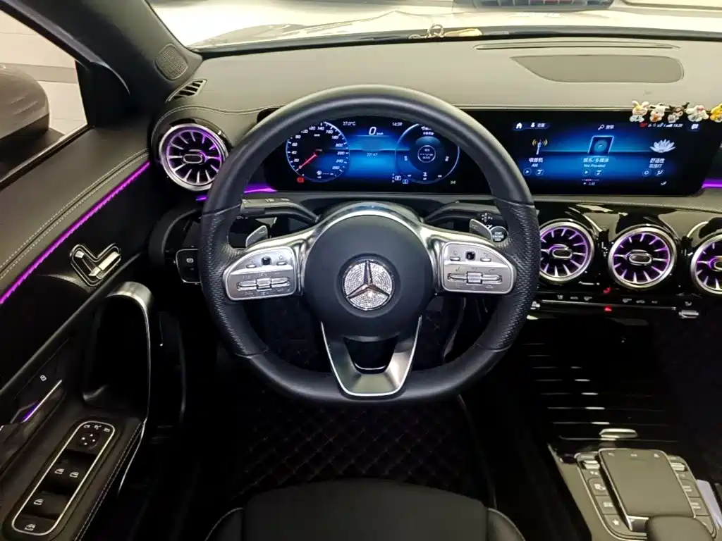 Mercedes-Benz A-Class — фото 11