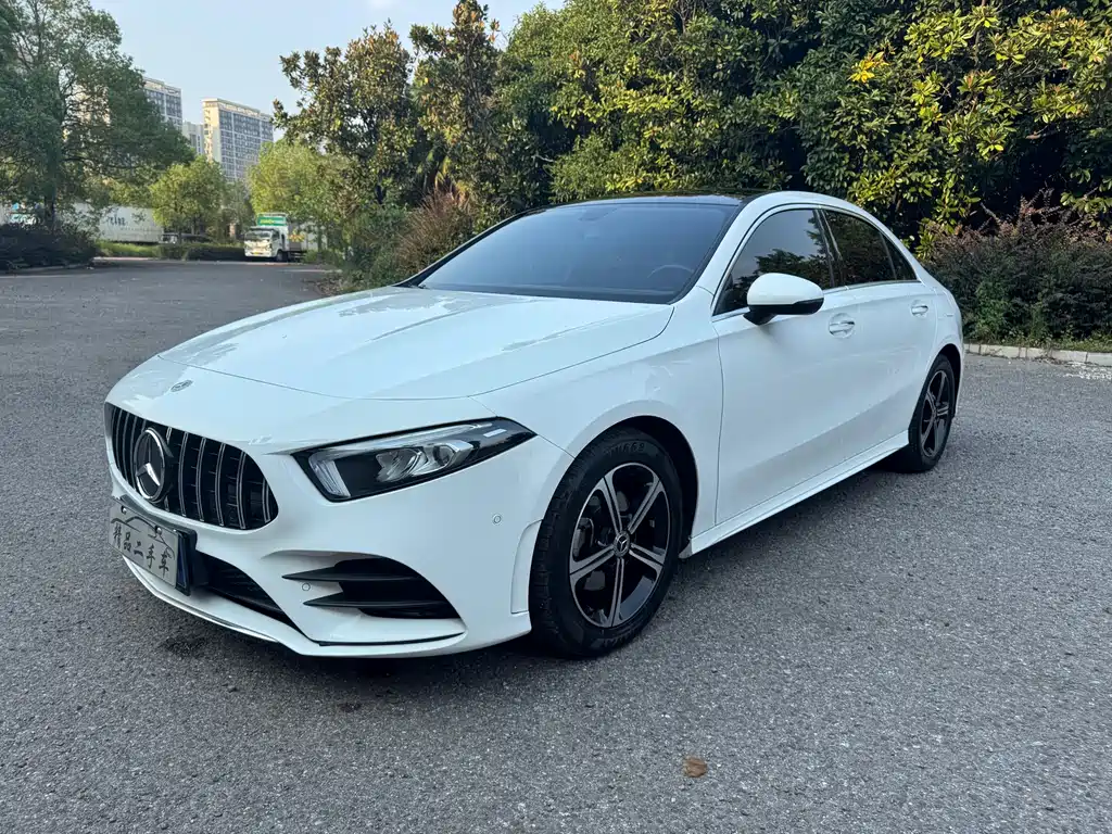 Mercedes-Benz A-Class — фото 1