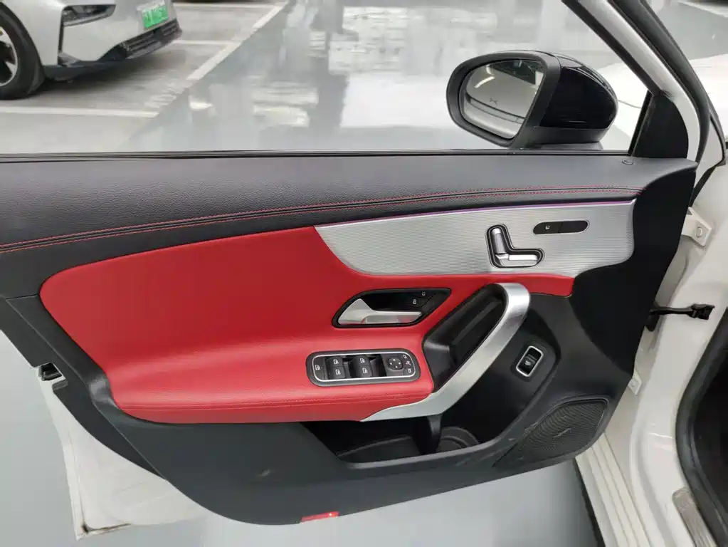 Mercedes-Benz A-Class AMG — фото 6