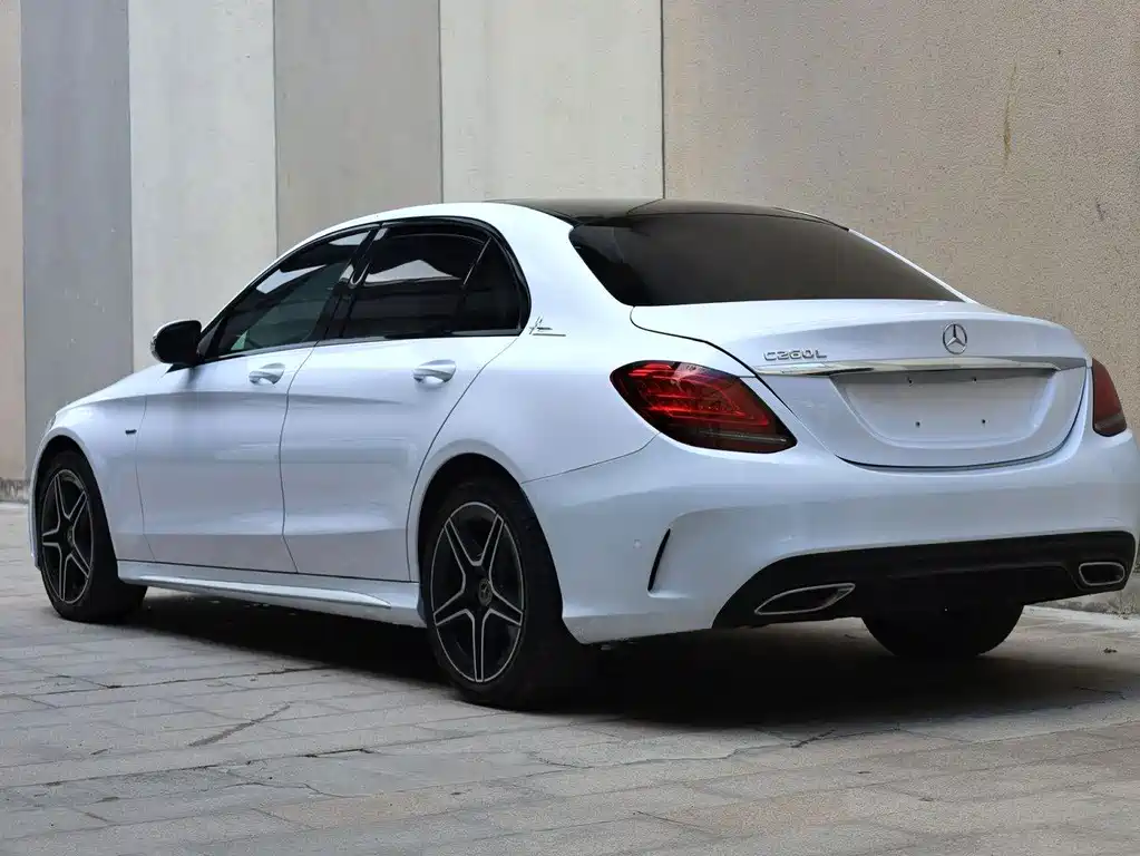 Mercedes-Benz C-Class — фото 4