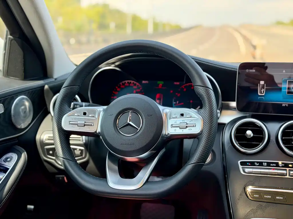 Mercedes-Benz C-Class — фото 10