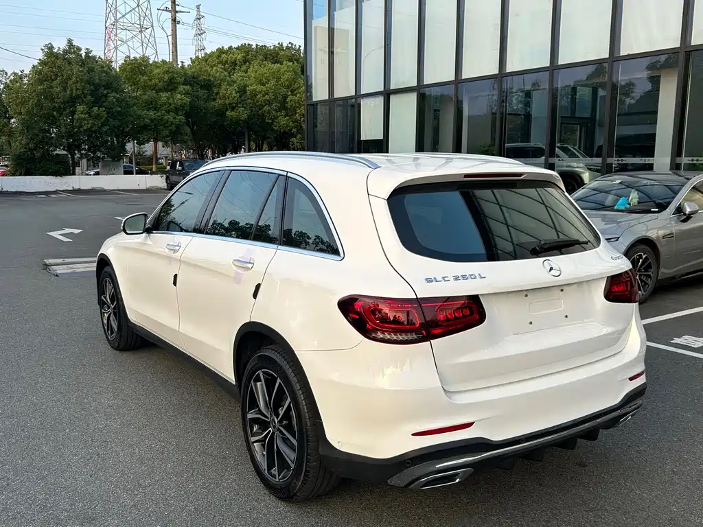 Mercedes-Benz GLC — фото 18