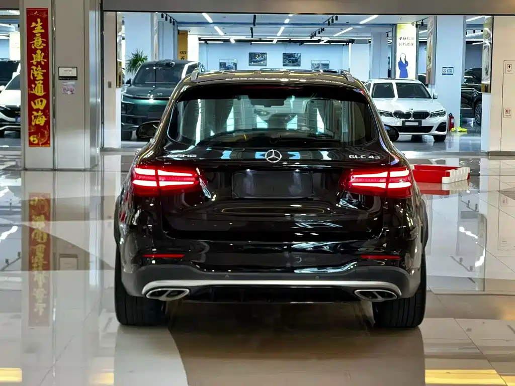Mercedes-Benz GLC AMG — фото 4
