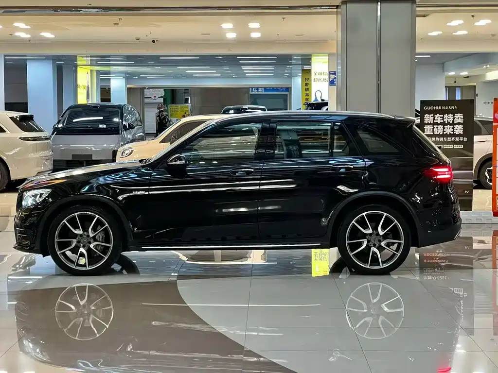 Mercedes-Benz GLC AMG — фото 5
