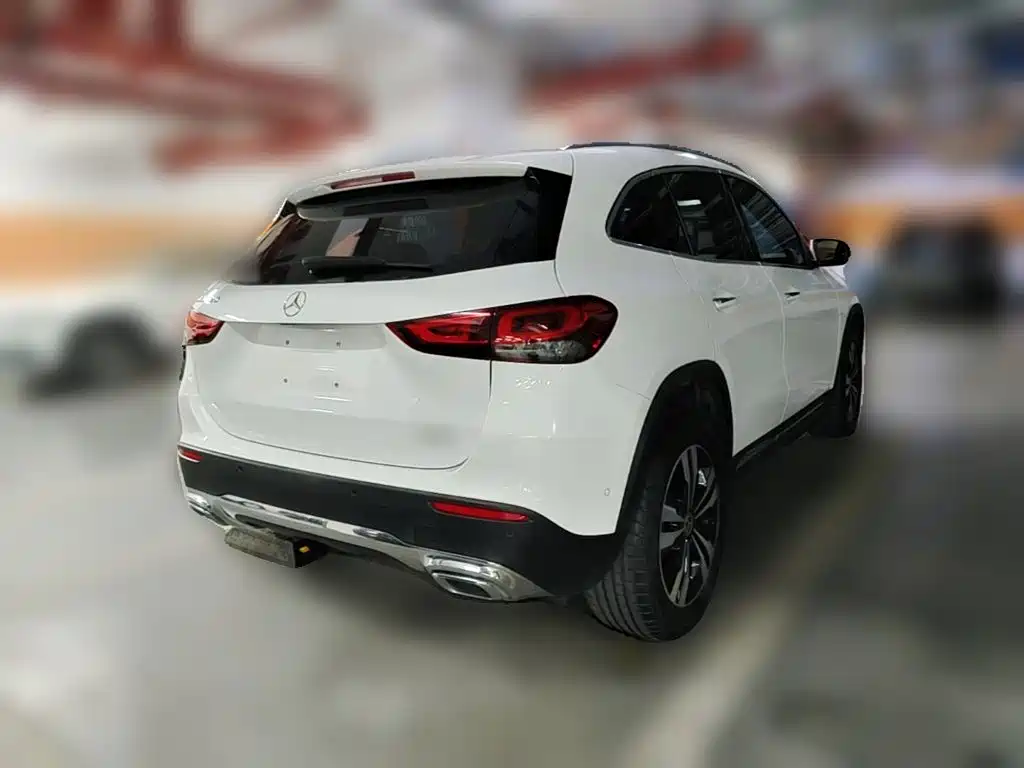 Mercedes-Benz GLA — фото 10