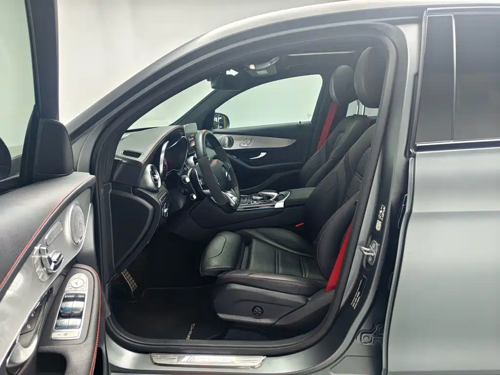 Mercedes-Benz GLC Coupe AMG — фото 15