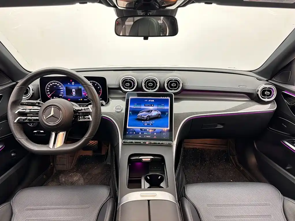 Mercedes-Benz C-Class — фото 10