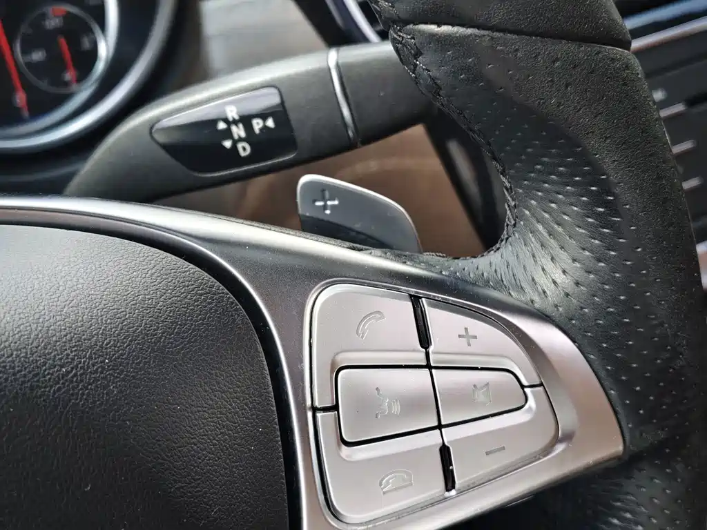 Mercedes-Benz GLE AMG — фото 33