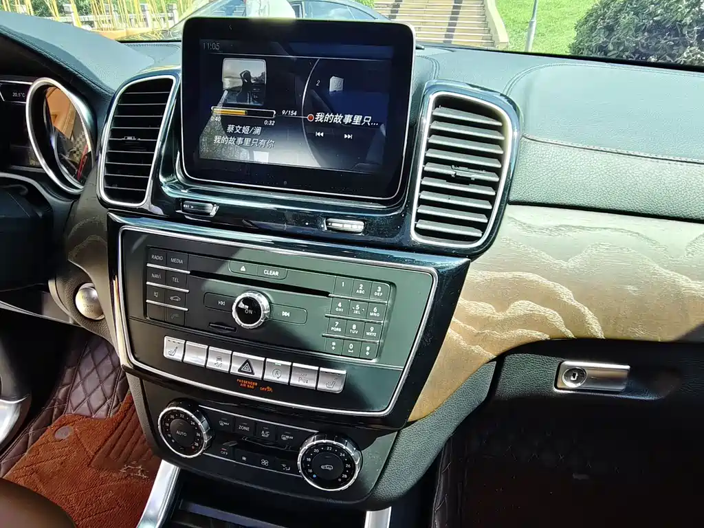 Mercedes-Benz GLE AMG — фото 38