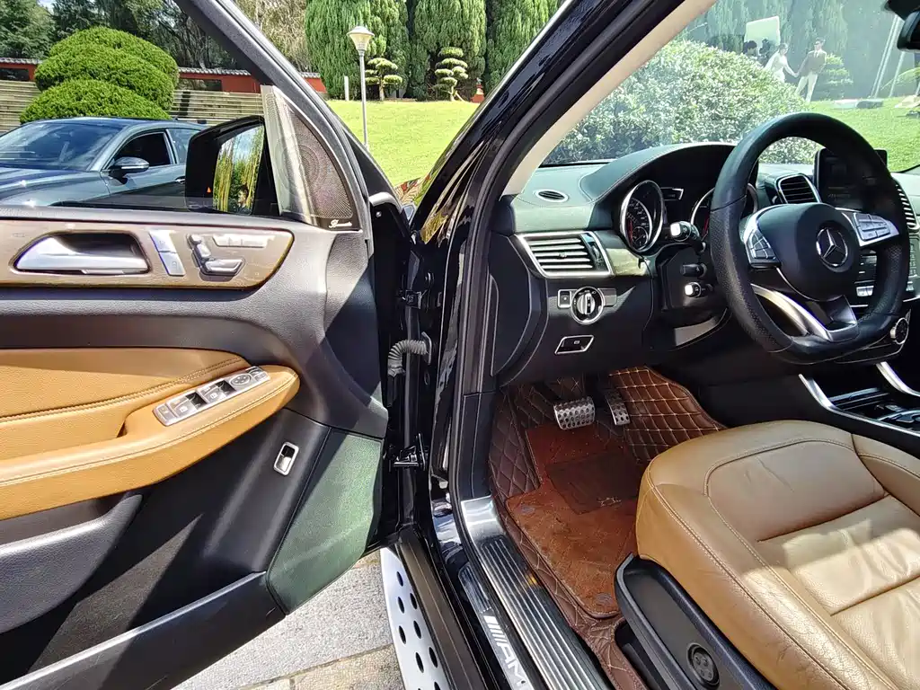 Mercedes-Benz GLE AMG — фото 46