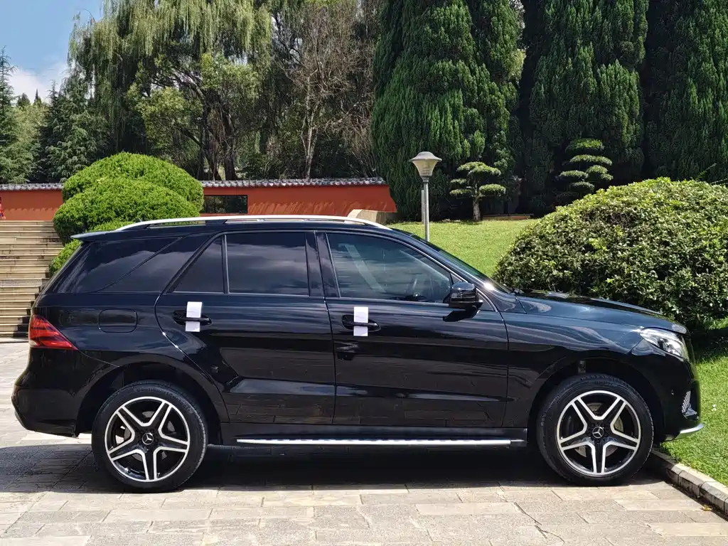 Mercedes-Benz GLE AMG — фото 8