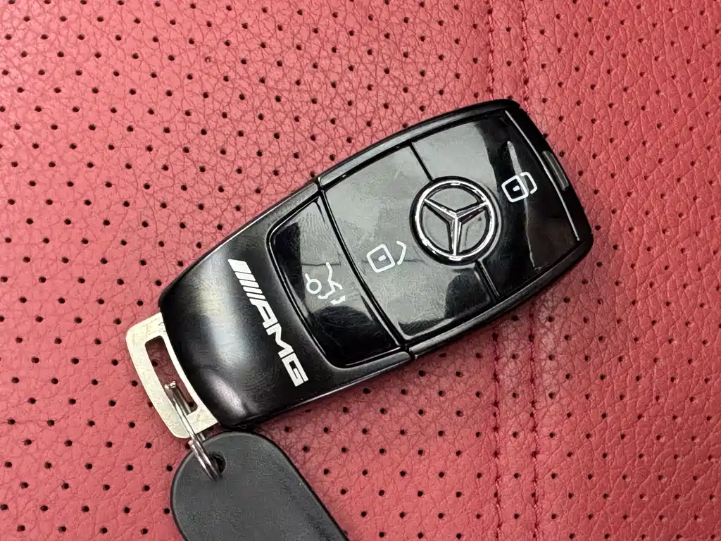 Mercedes-Benz GLB AMG — фото 9