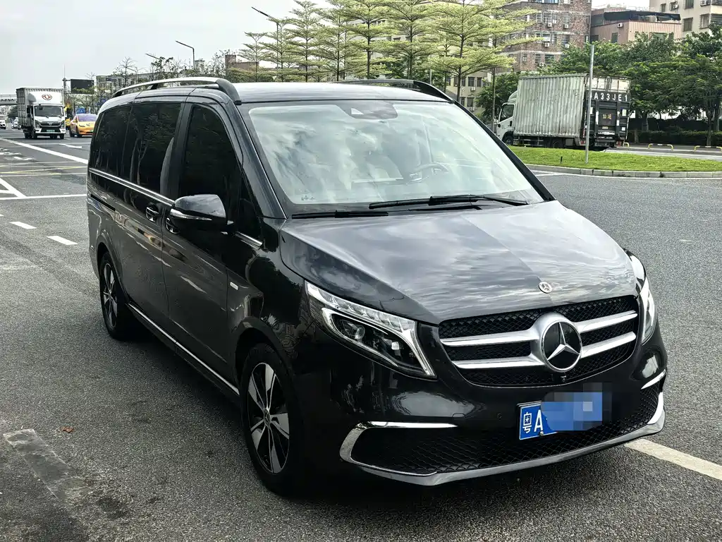 Mercedes-Benz V-Class — фото 5