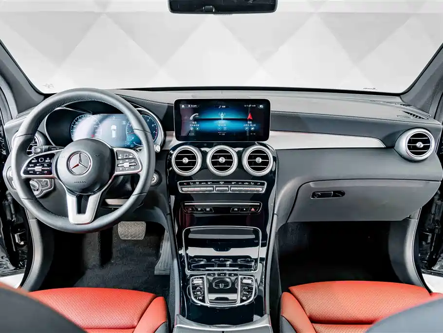 Mercedes-Benz GLC — фото 10