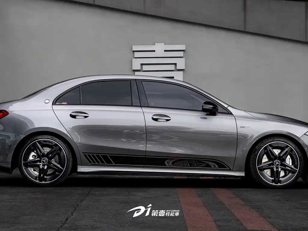 Mercedes-Benz A-Class AMG — фото 2