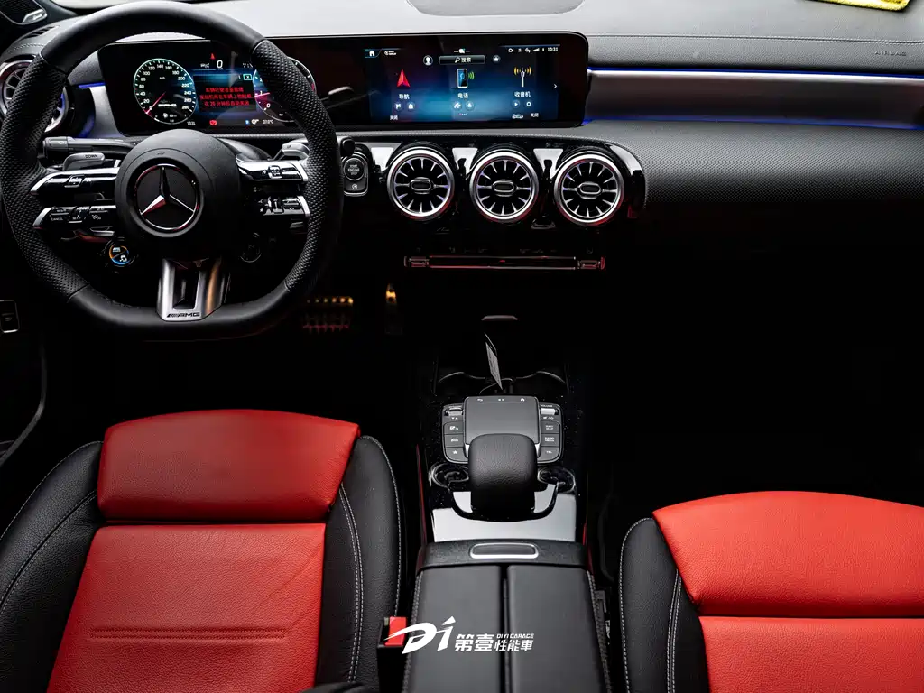 Mercedes-Benz A-Class AMG — фото 7