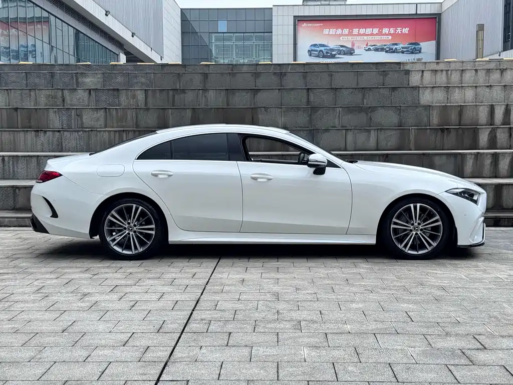Mercedes-Benz CLS — фото 4