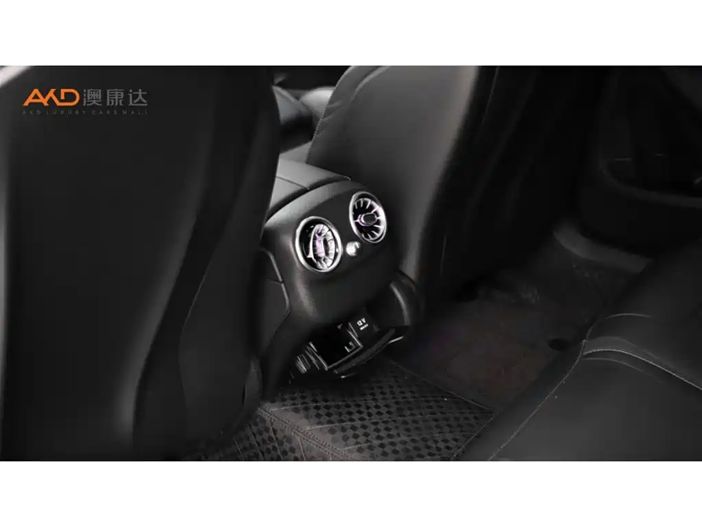 Mercedes-Benz C-Class AMG — фото 9