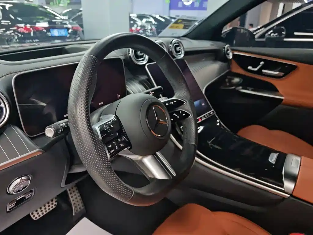 Mercedes-Benz GLC — фото 11