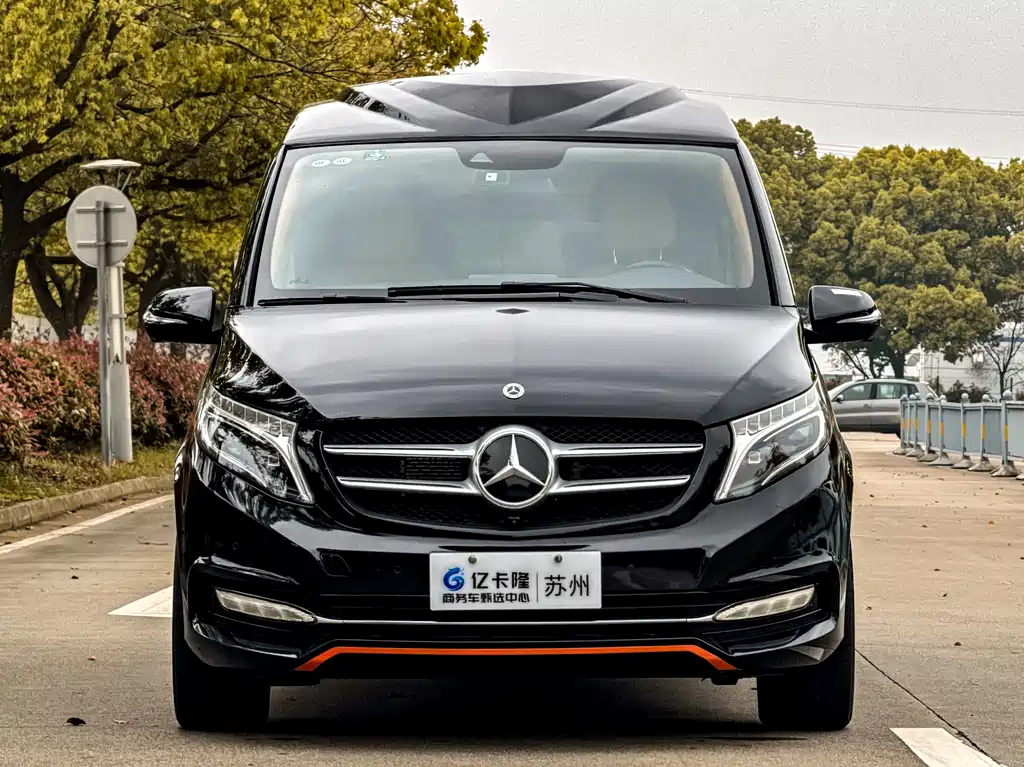 Mercedes-Benz V-Class — фото 2