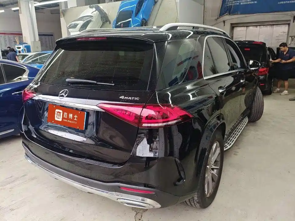 Mercedes-Benz GLE (Import) — фото 8