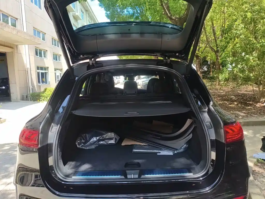 Mercedes-Benz EQS SUV — фото 19